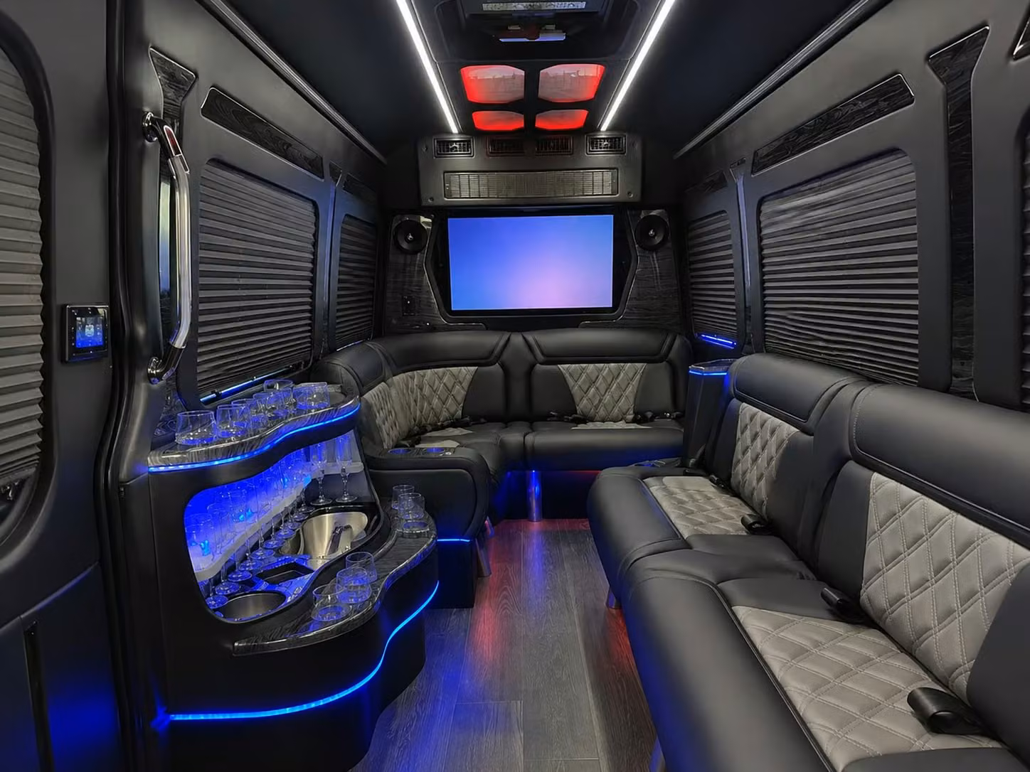 airport shuttle services for league city corporate teams flying in and out of hobby and iah