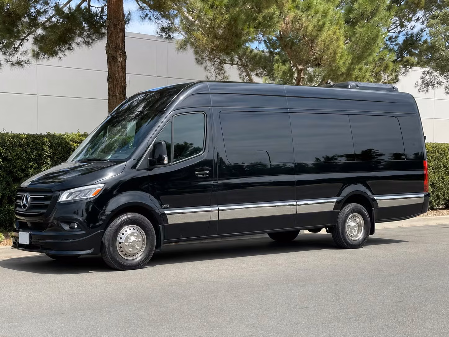 corporate event bus rentals in league city