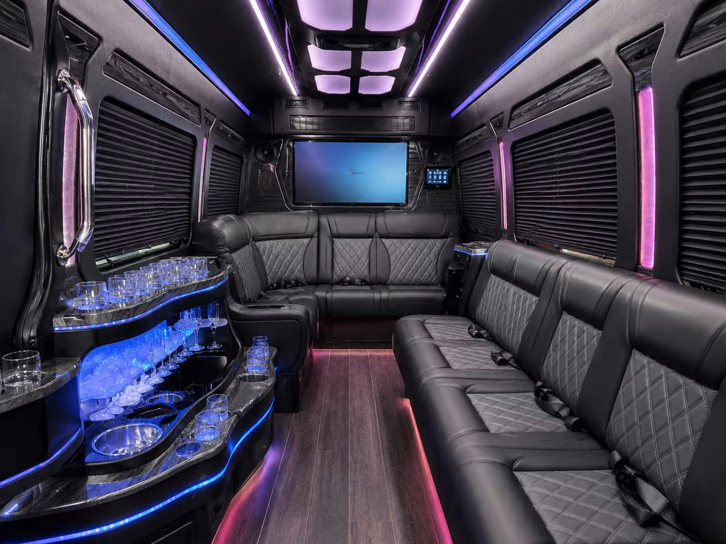 private concert buses for large groups and multi stop nights in league city