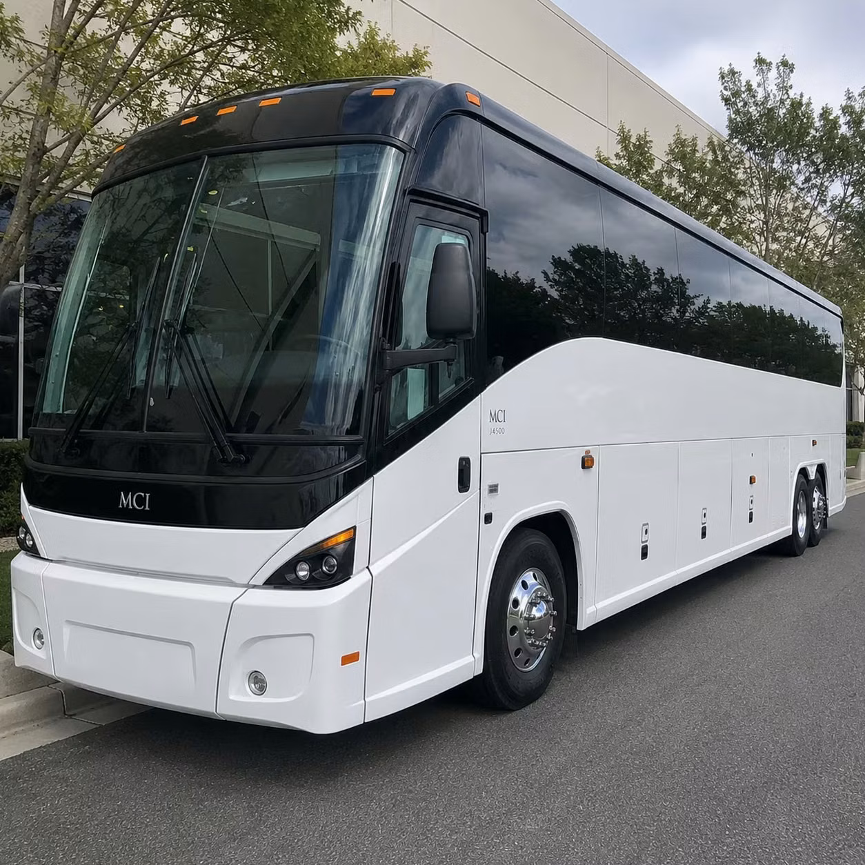you can find and book airport transportation in league city and any nearby city
