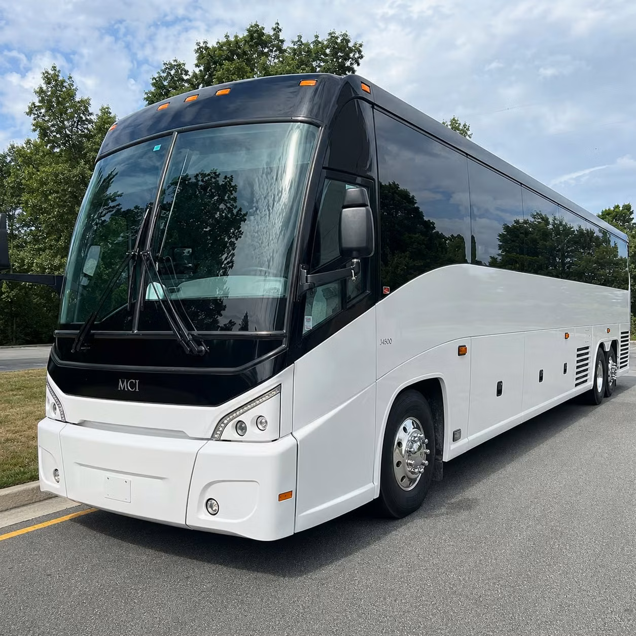 you can find and book long distance transportation in league city and any nearby city